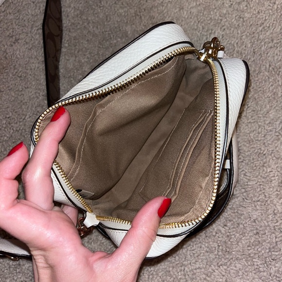 Coach Pebbled Leather White Crossbody Bag - Picture 3 of 7